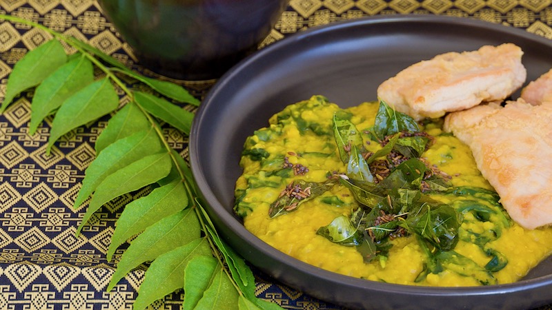 Dhal Palak (Indian lentils with Spinach)