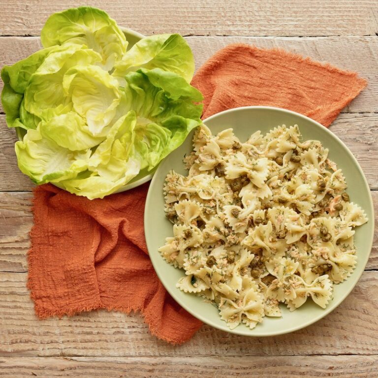 Fresh & Easy Meal Kit: Lemony Smoked Trout Pasta; Restaurant-Quality