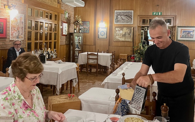 Out of Town Ristorante Nuova Roma - Bologna