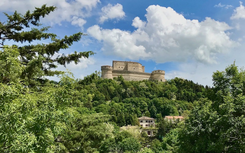 San Leo Castle seen from a distance - Food & Wine Tour Emilia-Romagna
