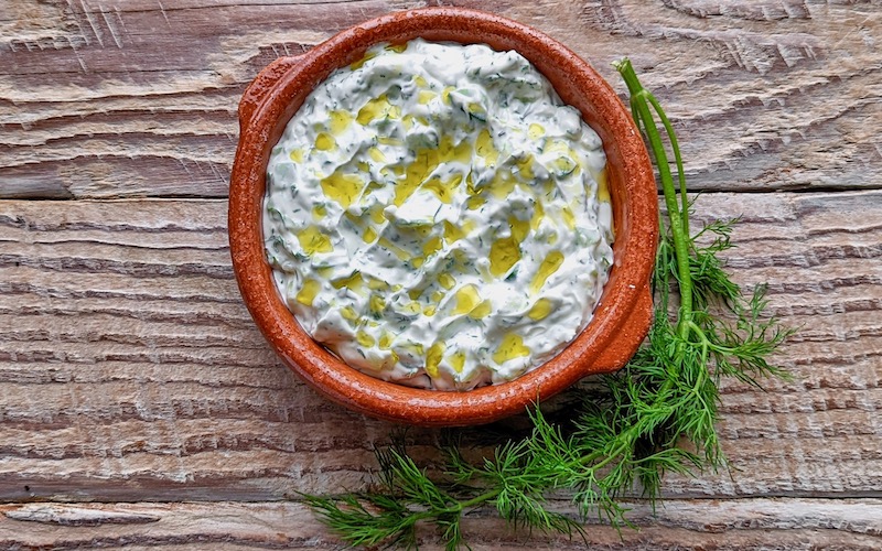 Cacik (Turkish Yoghurt & Cucumber Dip)