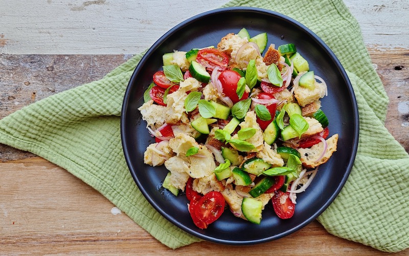 Cialledda Fredda (Tomato & Bread Salad)