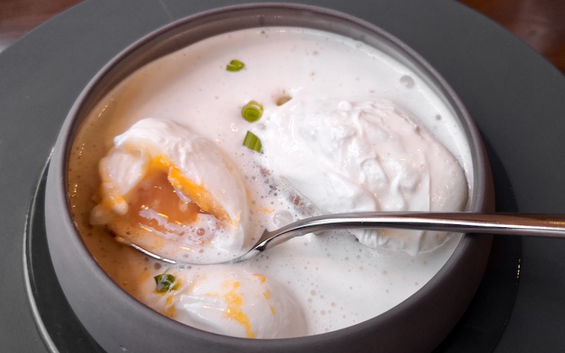 Best Dishes From Around The World 2019 - Poached eggs in an Époisses emulsion - La Muse Bouche (Jura, France)