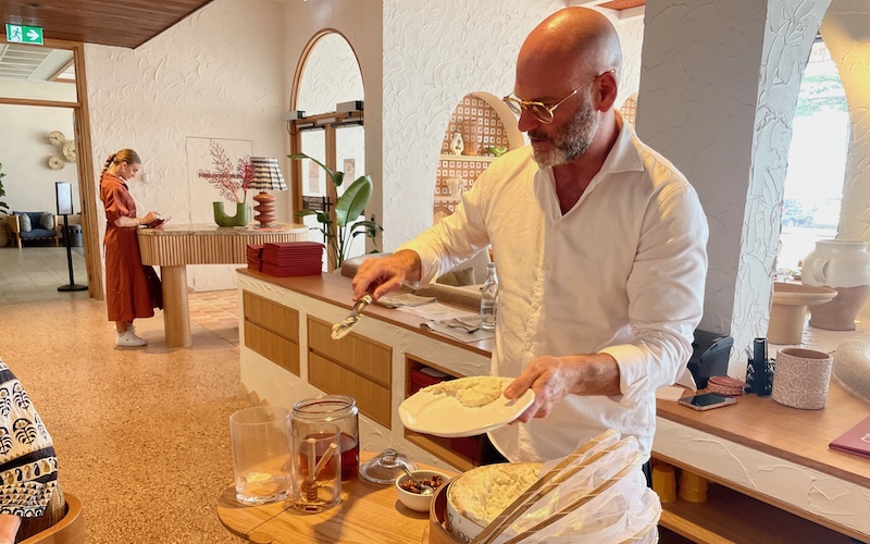 Alessandro Pavoni working the Gorgonzola Gueridon Trolley at Cibaria Manly