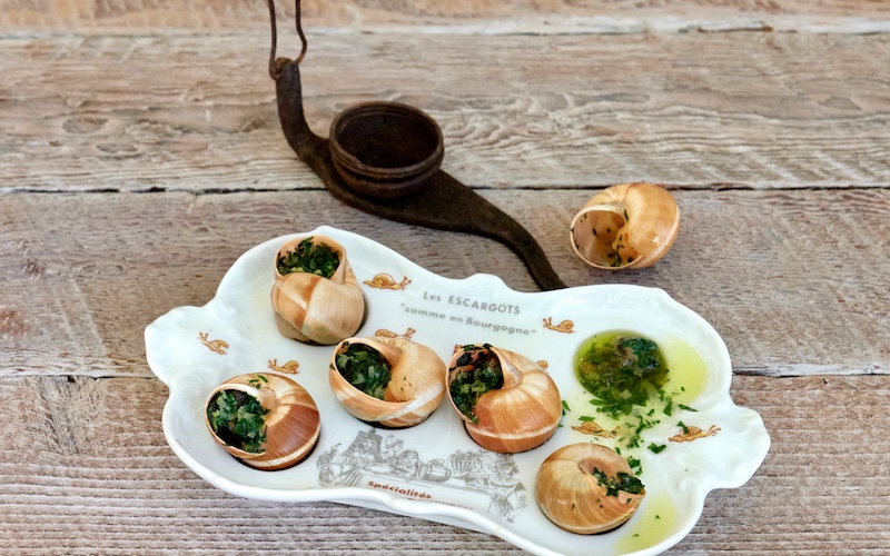 How To Clean Snail Shells - Snails in Garlic & Herb Butter (Escargots à la Bourguignonne)