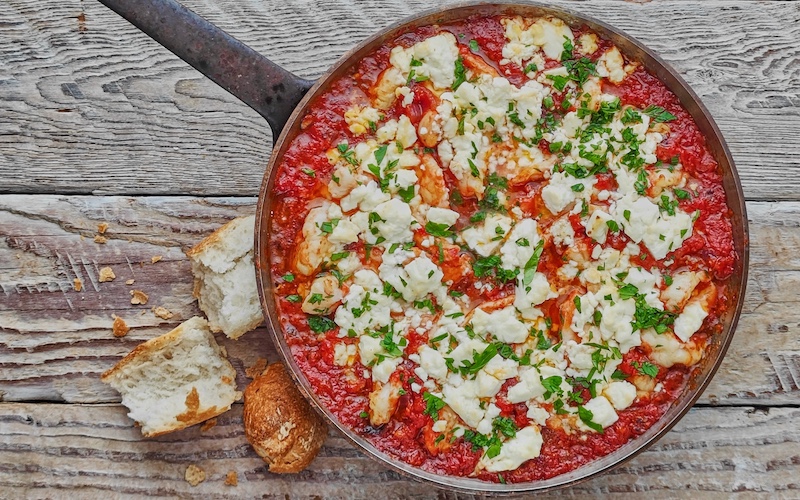 Prawn Saganaki (Garides me Feta)