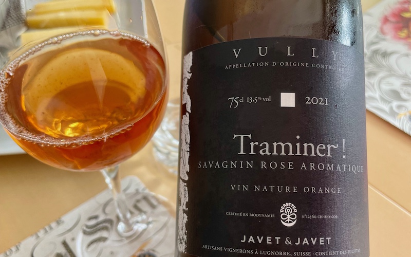 Swiss Wine - Three Lakes - Mont-Vully -Javet & Javet Traminer