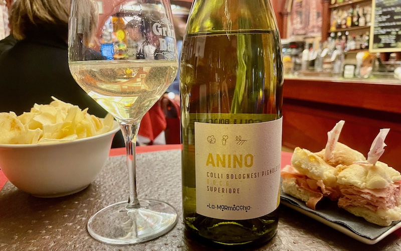 Gran Bar - Best Bars in Bologna - local pignoletto & cicchetti