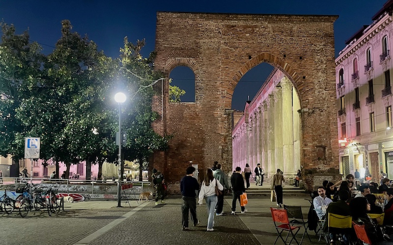 Milan Food Guide (Cheap Eats in Milan) - Colonne di San Lorenzo and Porta Ticinese at night