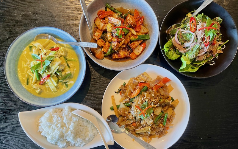 Staycation Moree - Golden Taste Thai - Australia’s Artesian Spa Capital