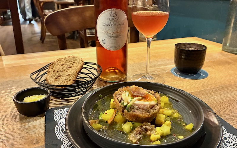 Edinburgh Food Guide - The Scran & Scallie ~ Edinburgh Pubs