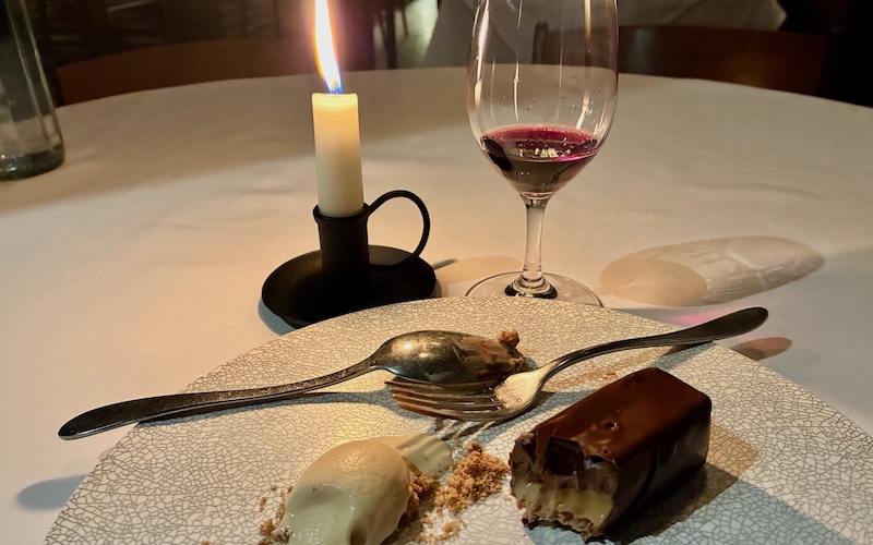 Best Desserts From Around The World 2026 HERO - Eleven Fifty Five - Chocolate Bar with Guinness Ice Cream