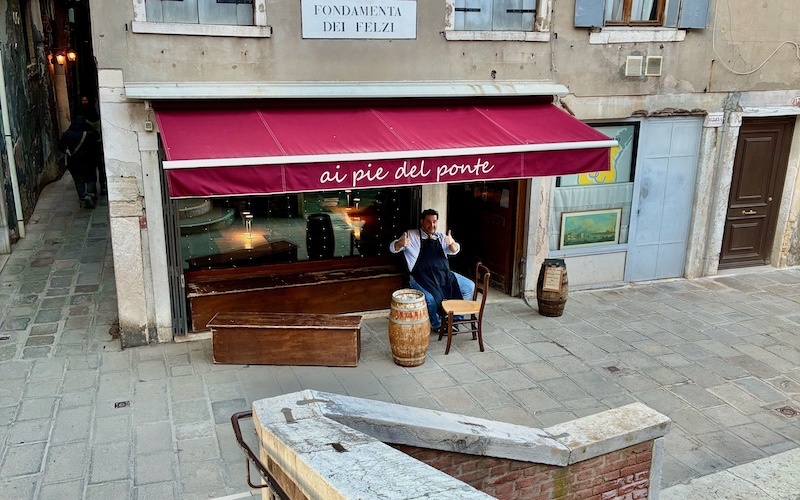 Best Bars in Venice (Venetian Bàcari) - Ai Pie del Ponte