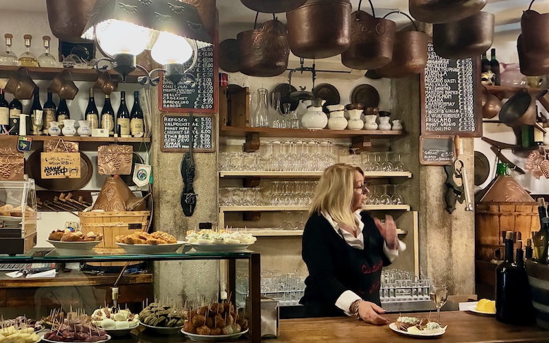 Best Bars in Venice (Venetian Bàcari) - Cantina Do Mori