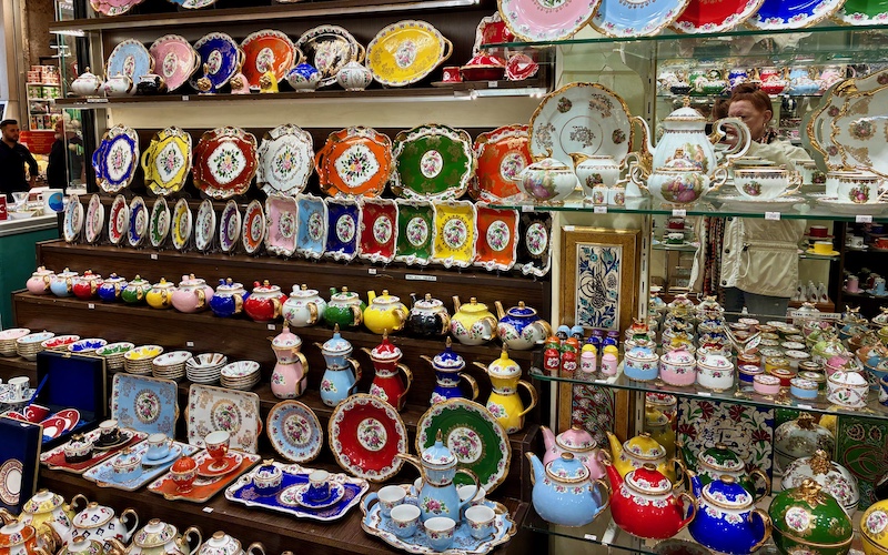 Istanbul Spice Bazaar Guide (Egyptian Bazaar) - 78. Galeri Set