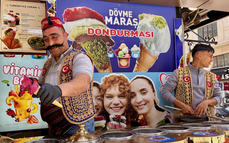 Istanbul Street Food - Dondurma