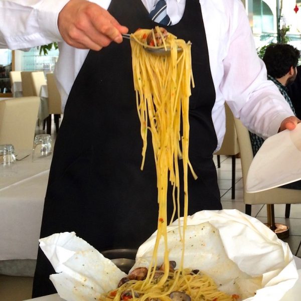 Ristorante da Ciccio - Spaghetti Vongole Amalfi - Southern Italy Food & Wine Tour