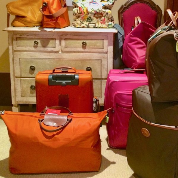 How To Travel Smarter - Luggage - Lonchamp (square)