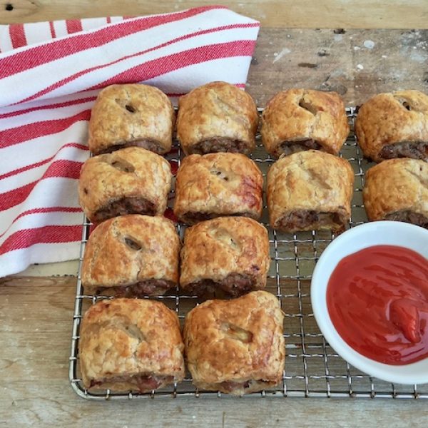 Simple Party Sausage Rolls - Carême Pastry (Careme)